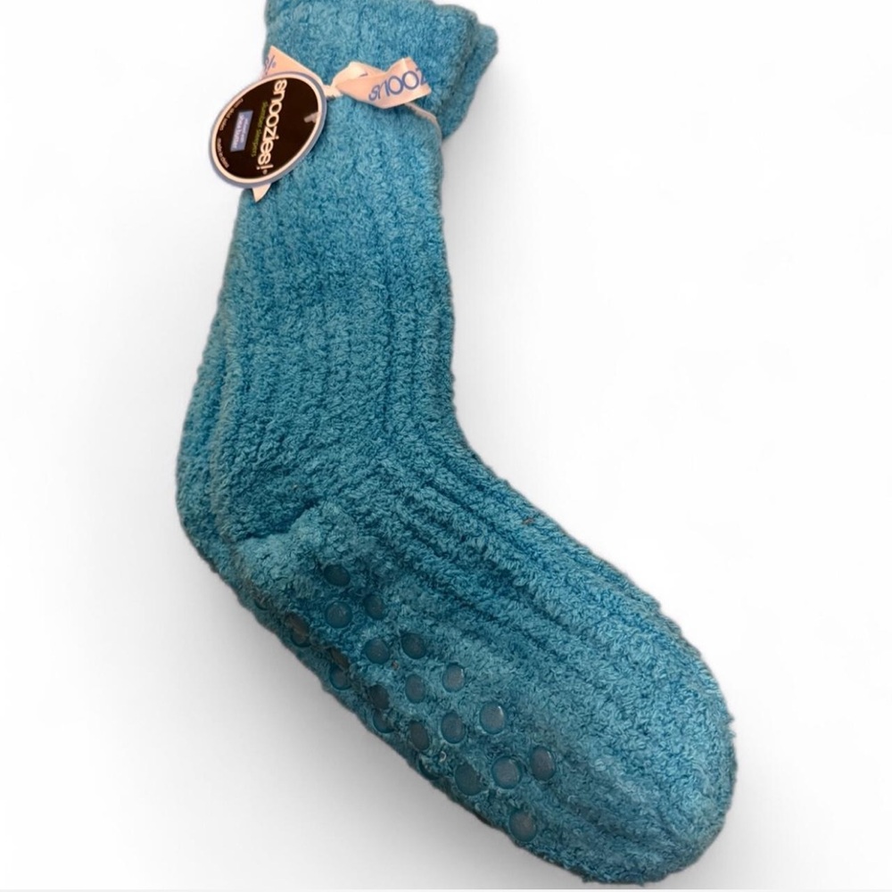 Snoozies! Cozy Blue Women's Slipper Socks